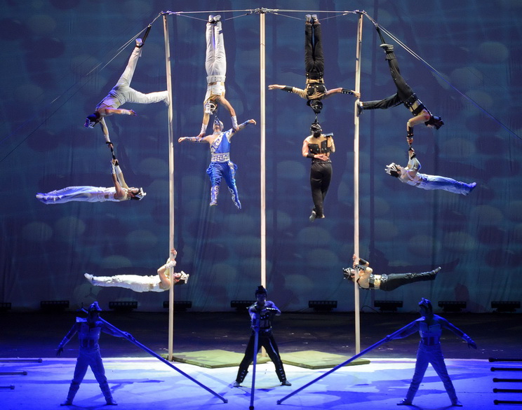 Splendid Circus at Beiteddine Festival
